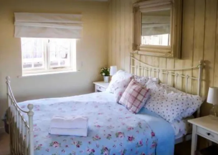 Beech Cottage ~ Close To York ~ Cozy Rural Stay